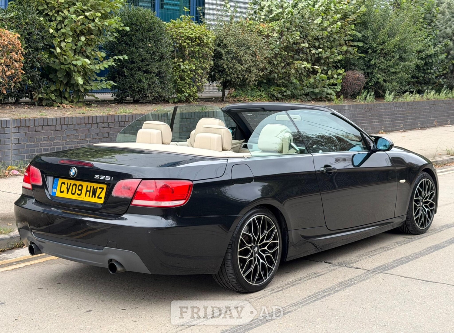 [ berth ]BMW 3 Series