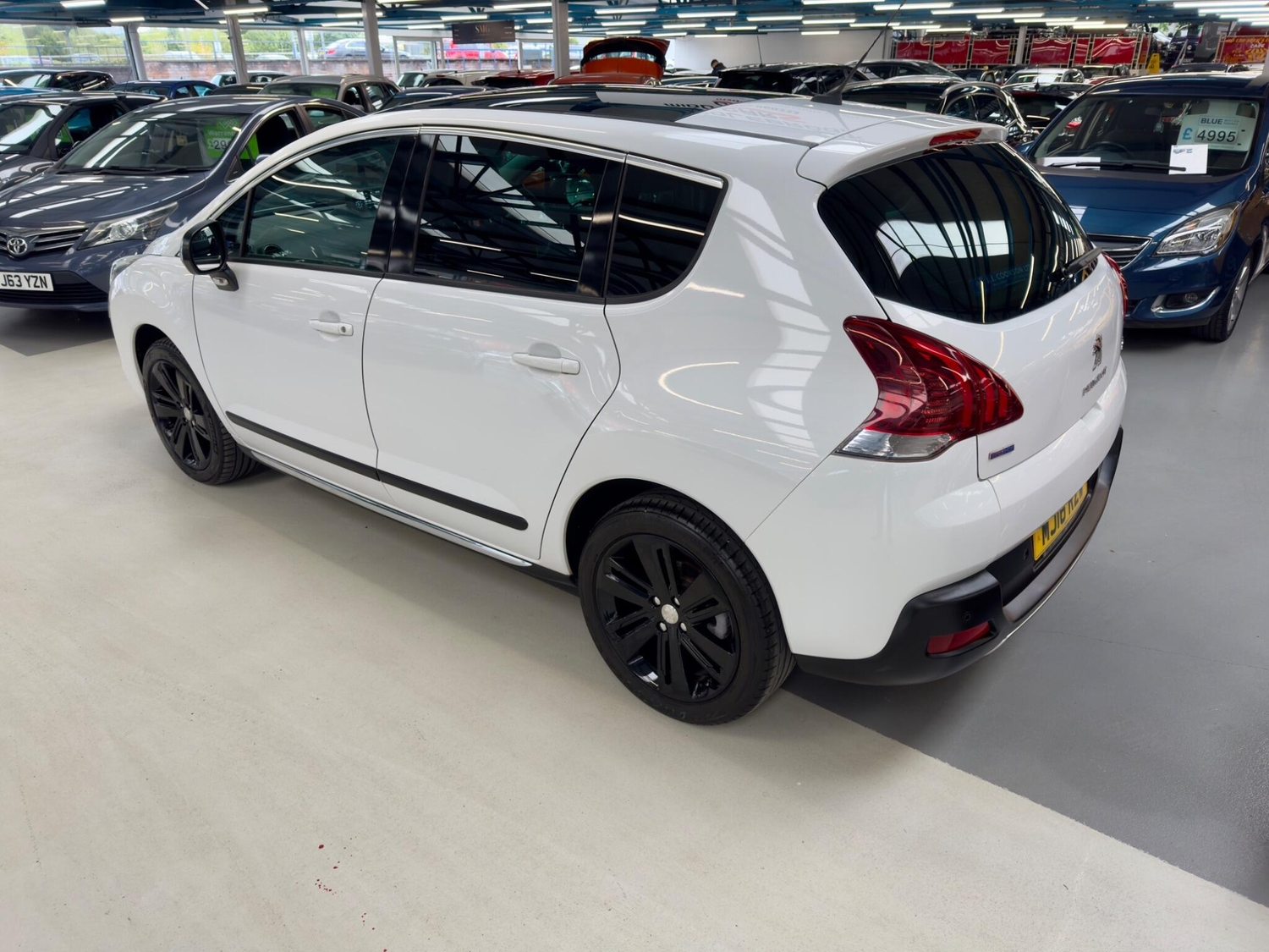 Peugeot 3008 2016 - Cars