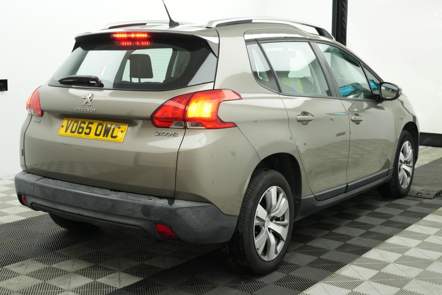 2015 Peugeot 2008 1.6 BlueHDi Active Euro 6 5dr - Cars in Lewes