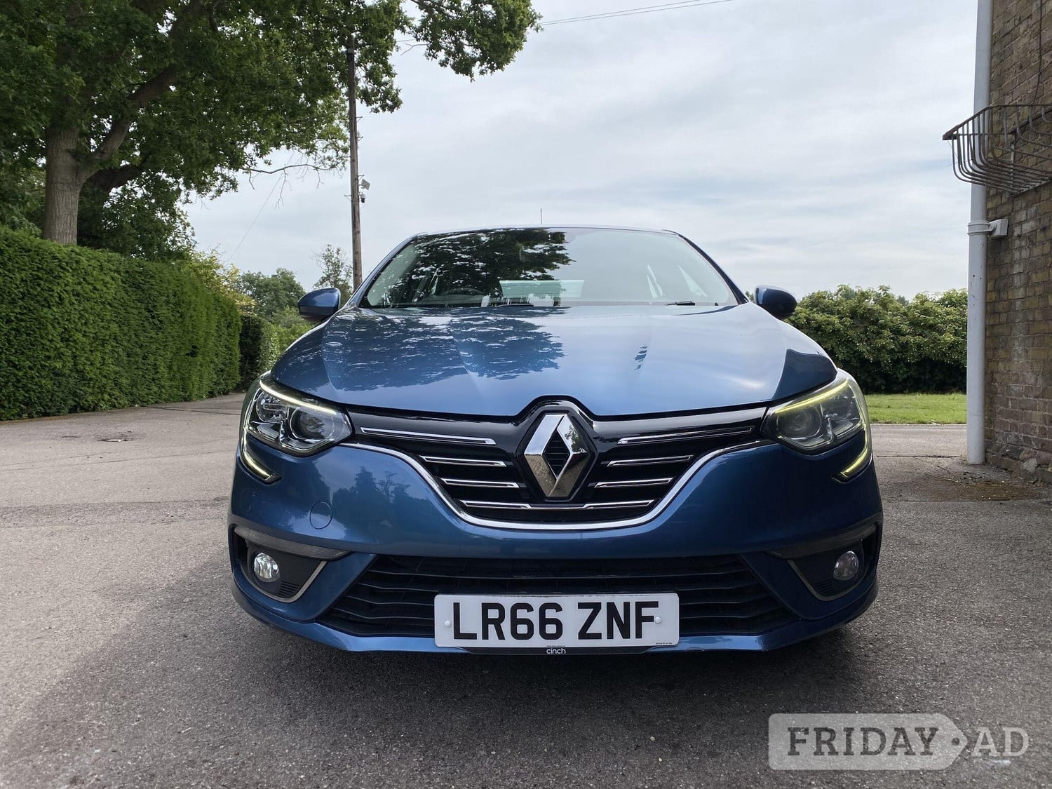 [ berth ]Renault Megane