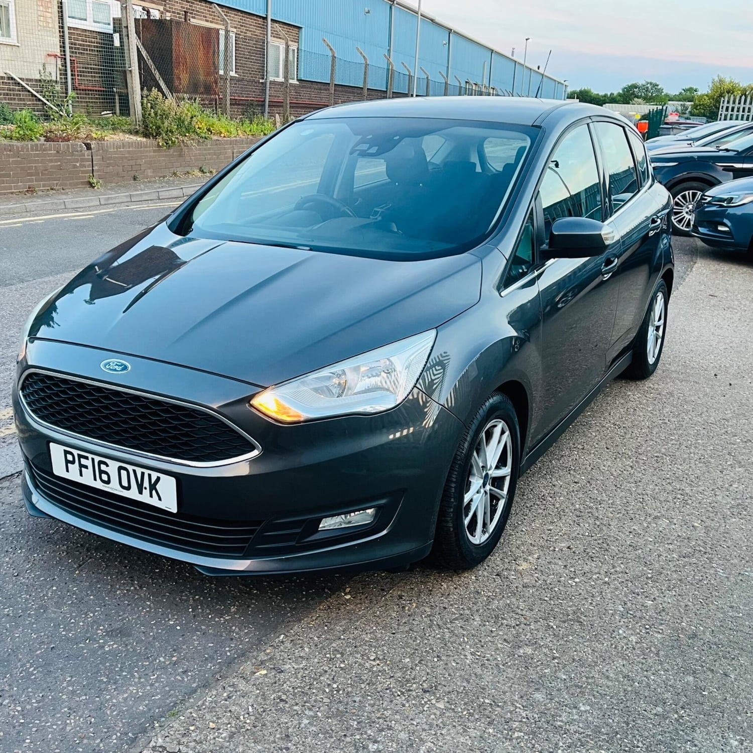 Ford C-MAX 2016 - Cars