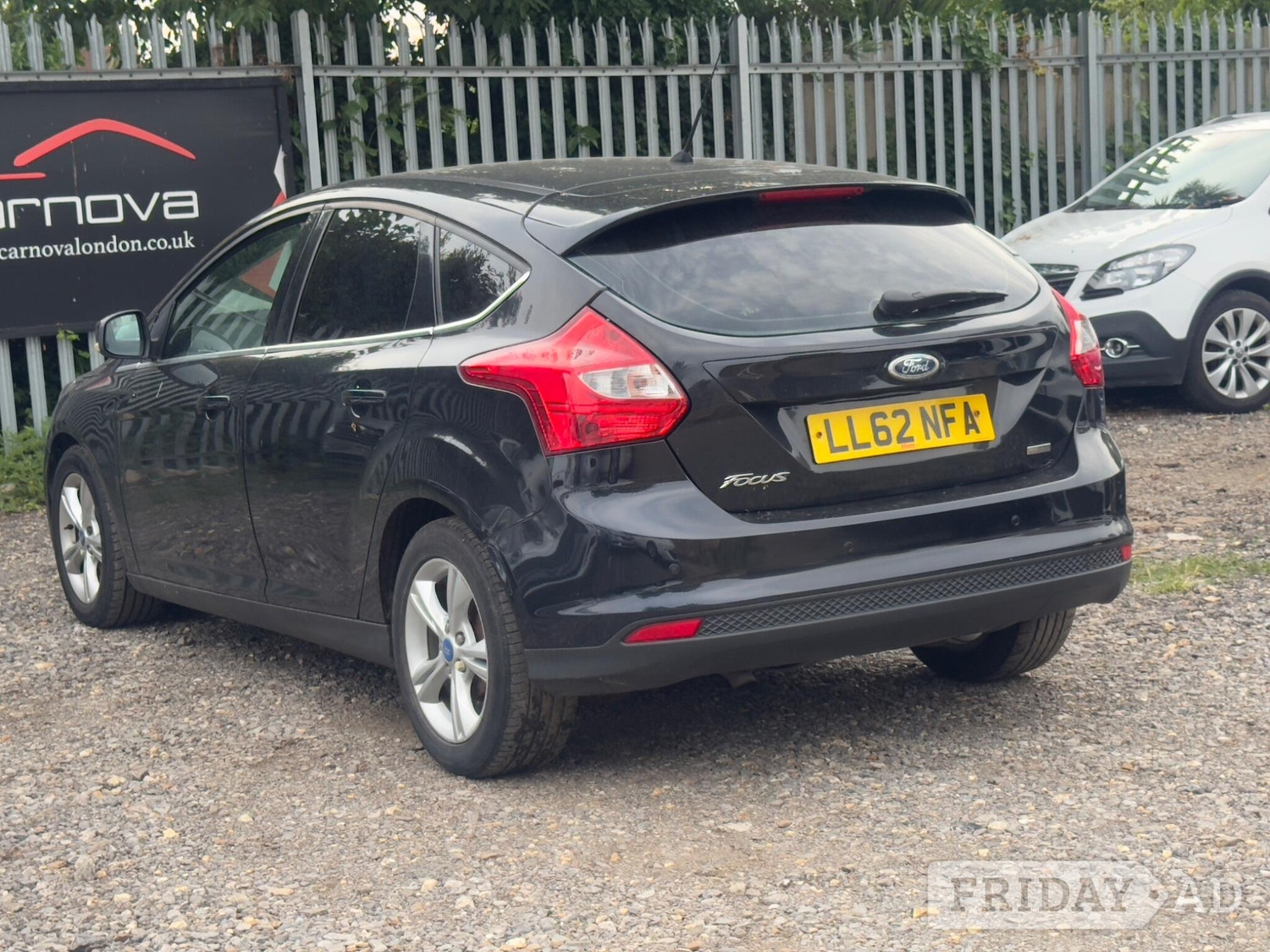 Ford Focus 2013 - Cars in Staines