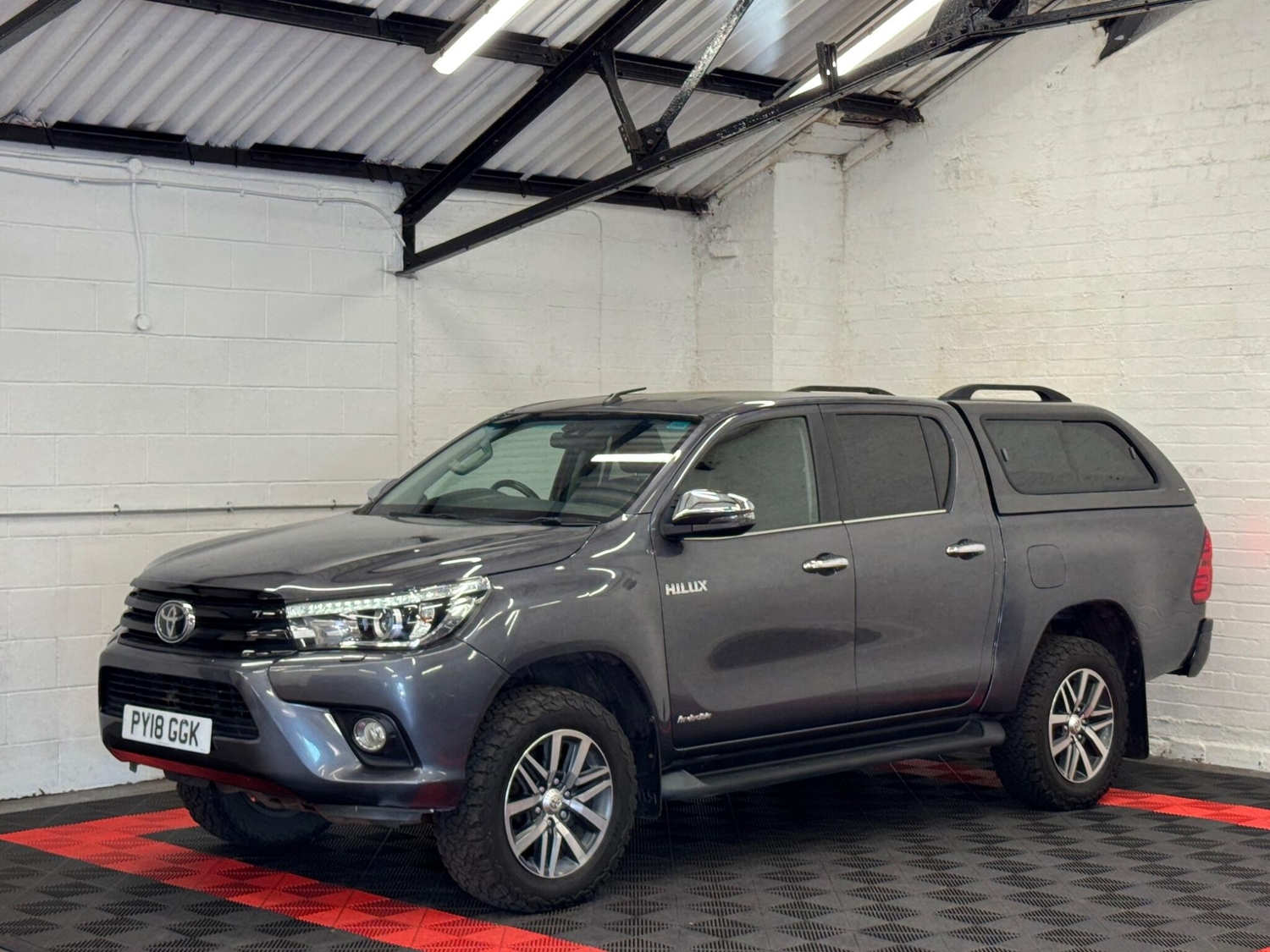 Toyota Hilux 2018 - Vans & Commercial Vehicles