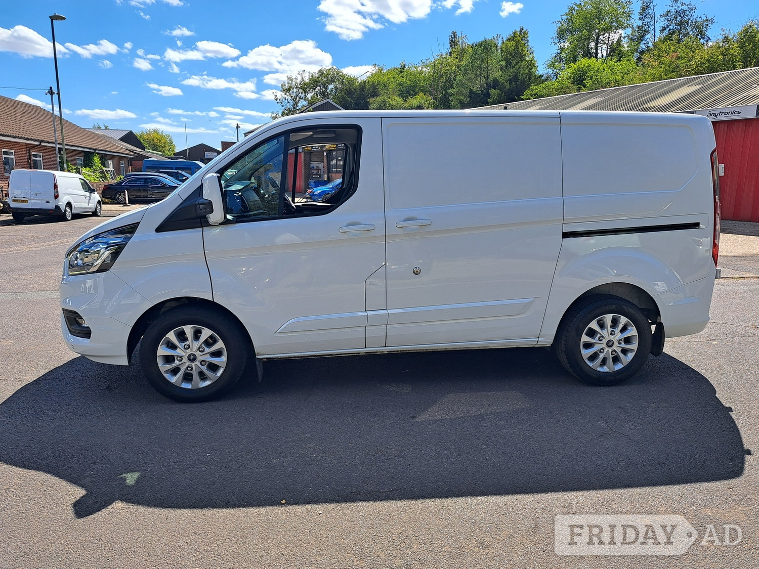 Ford Transit Custom 2022 - Vans & Commercial Vehicles in Waterlooville