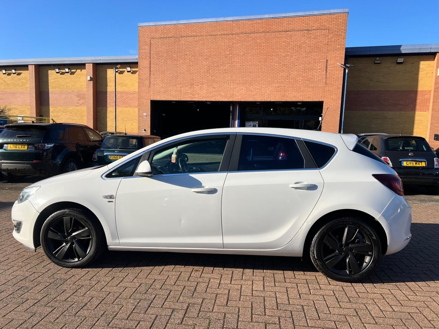 Vauxhall Astra 2013 - Cars