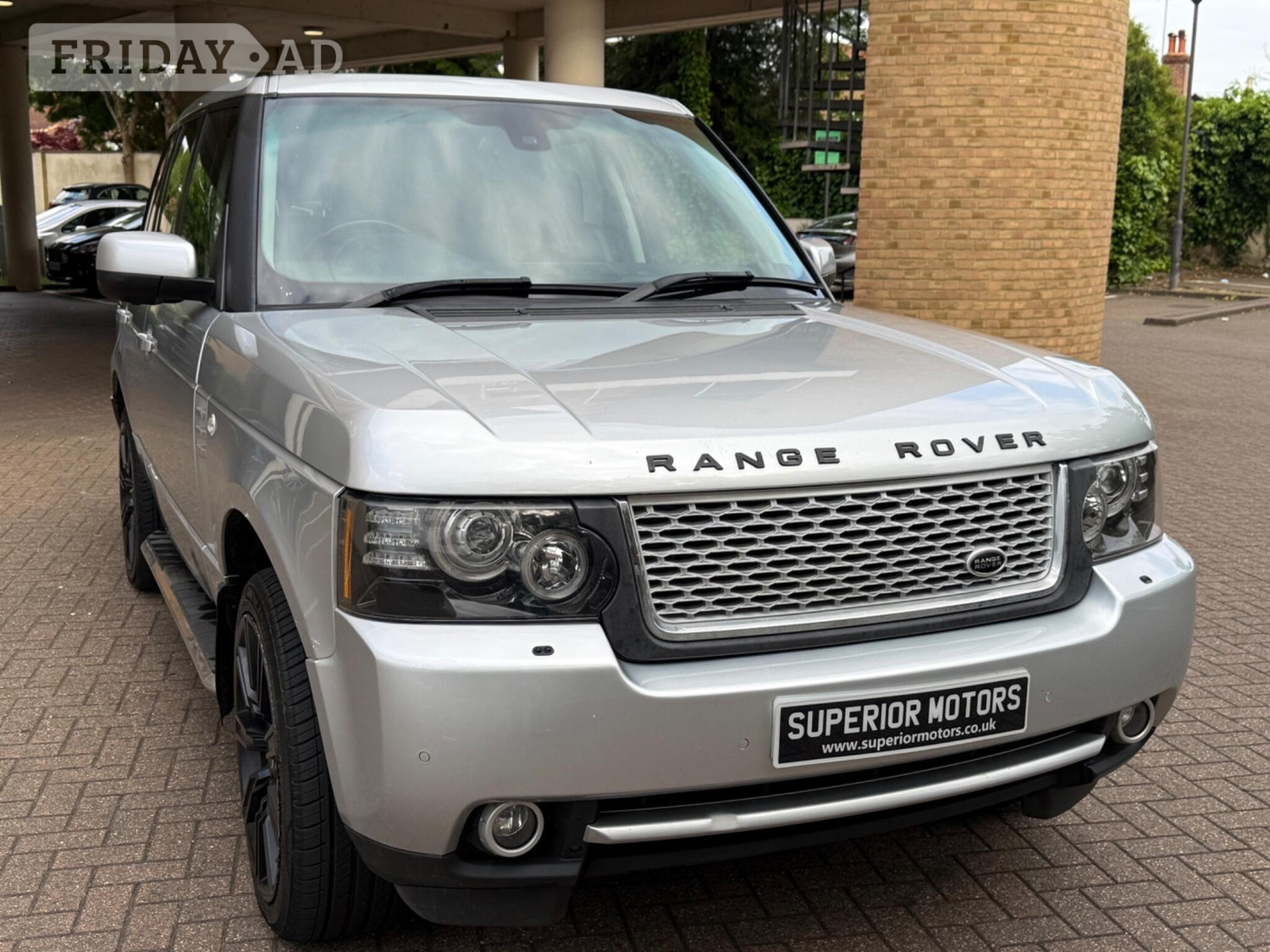 Land Rover Range Rover Staines