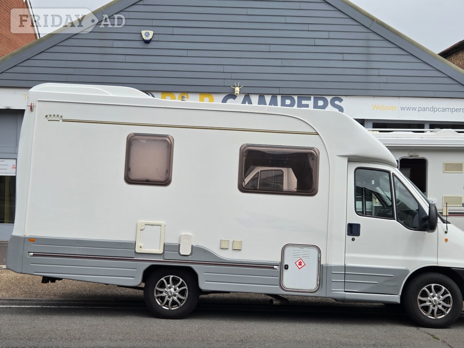 Autocruise Starquest 2002 in Gosport