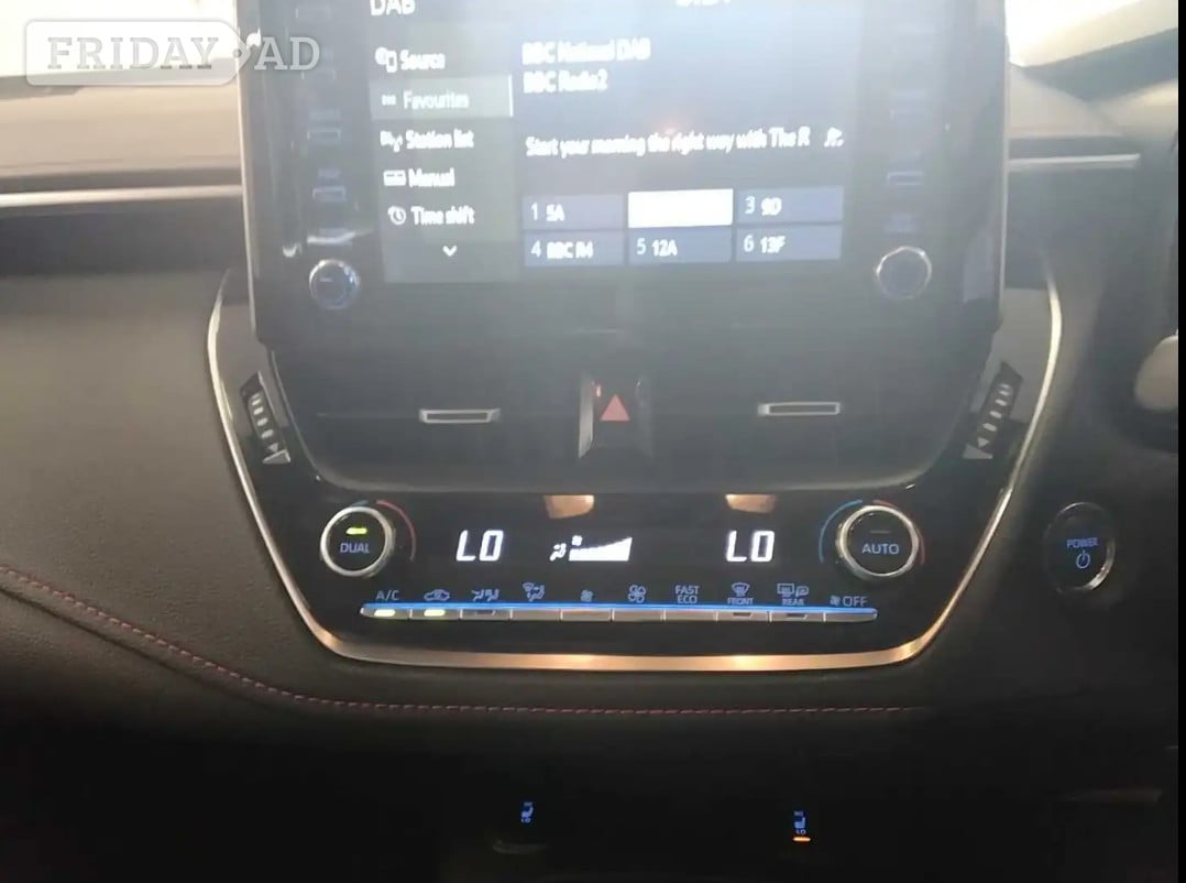 Toyota Corolla 2021 - Cars in Harrow
