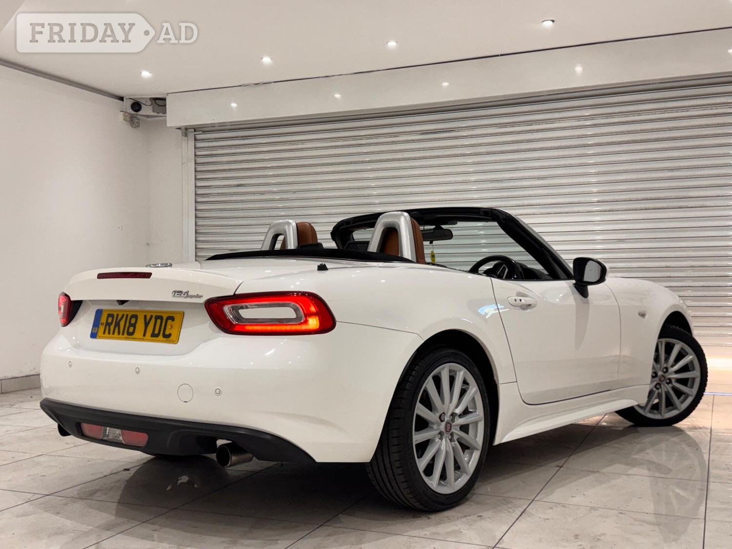 Fiat 124 2018 - Cars
