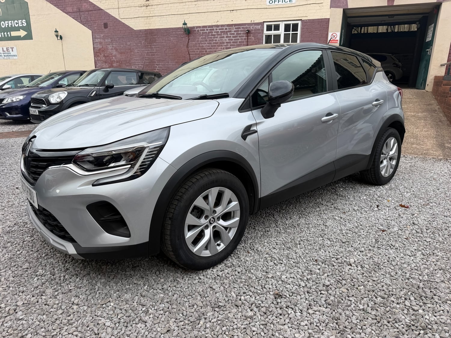 Renault Captur 2021 - Cars in Stafford