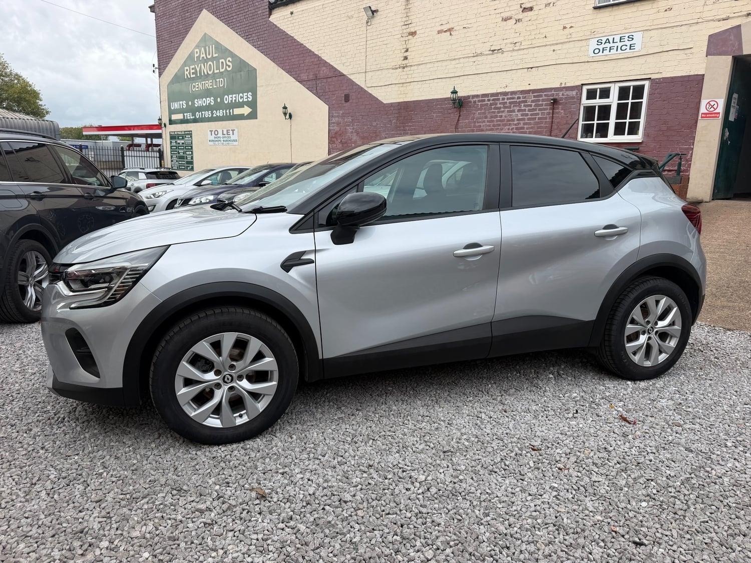 Renault Captur 2021 - Cars