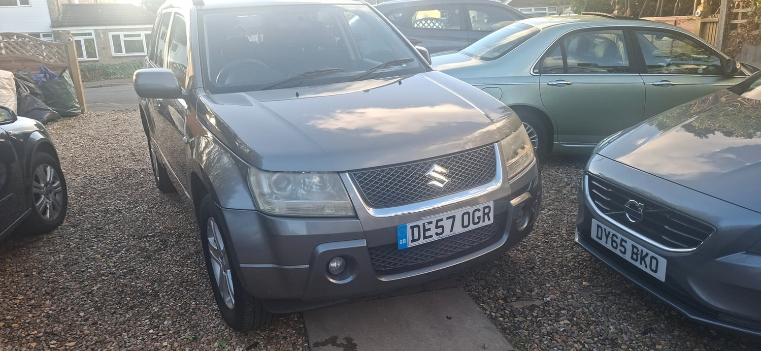 Suzuki Grand Vitara Sutton