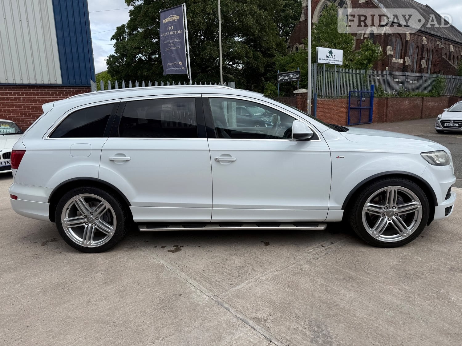 Audi Q7 Dudley