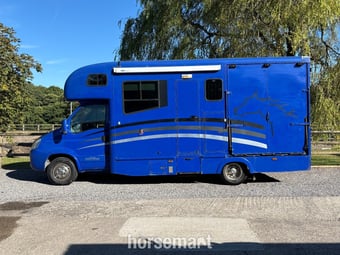 LM Horseboxes 2010 Iveco Daily Model 59 CE180 4 x 2 Iveco Daily Horsebox