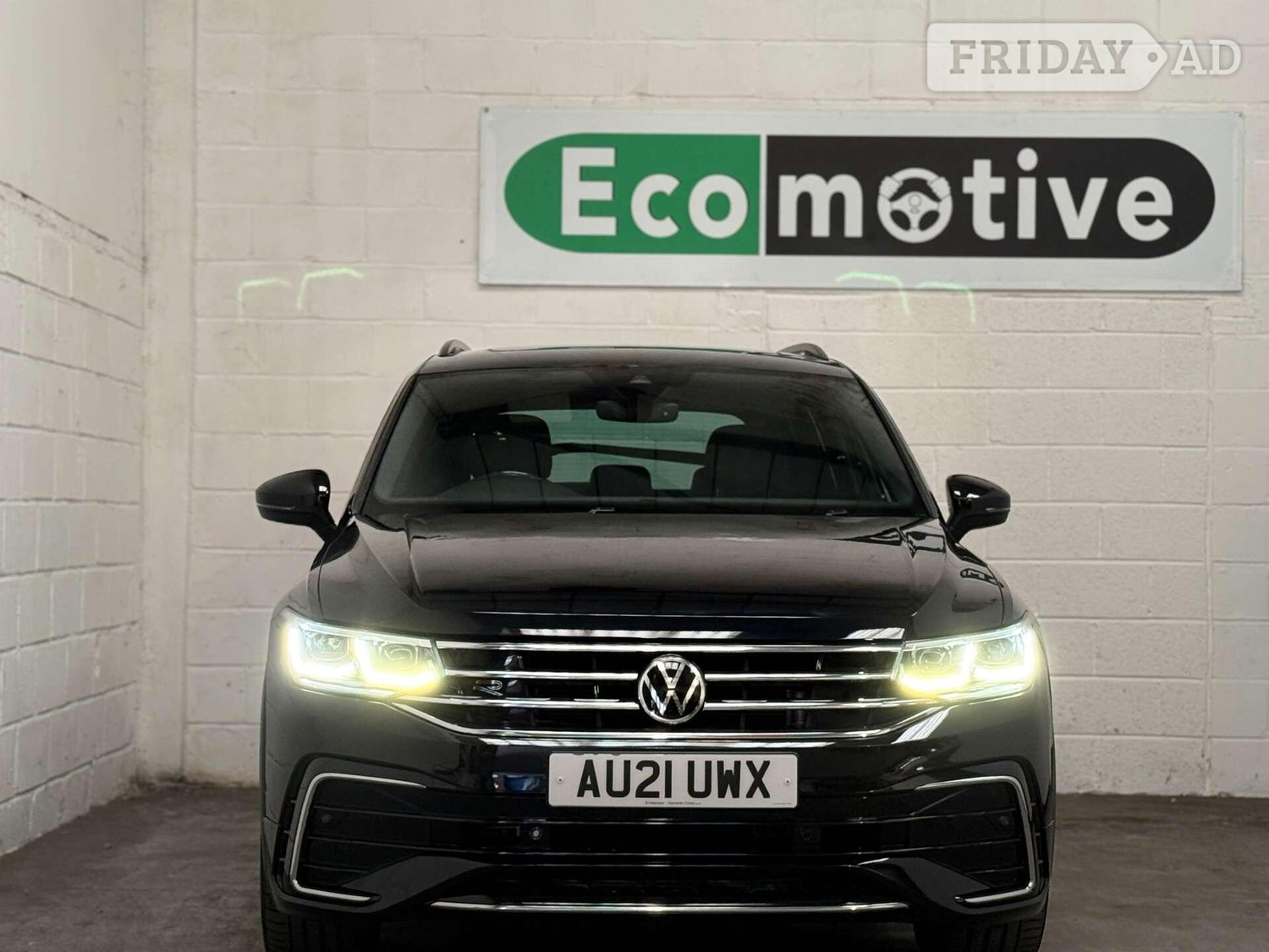 Volkswagen Tiguan 2021 - Cars