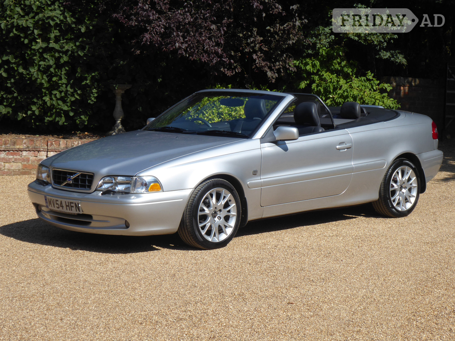 Volvo C70 2005 - Cars in Northampton
