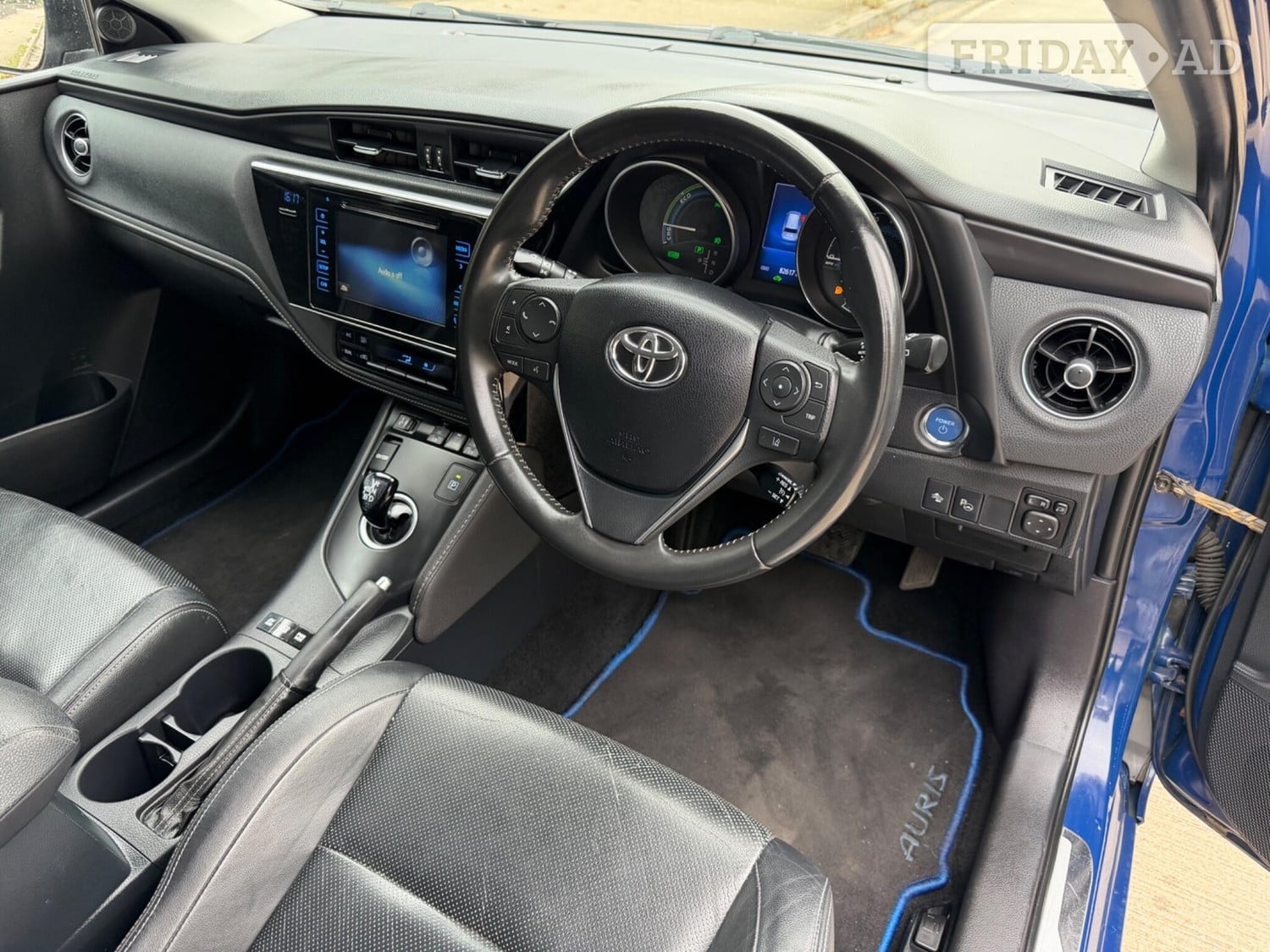 Toyota Auris 2017 - Cars