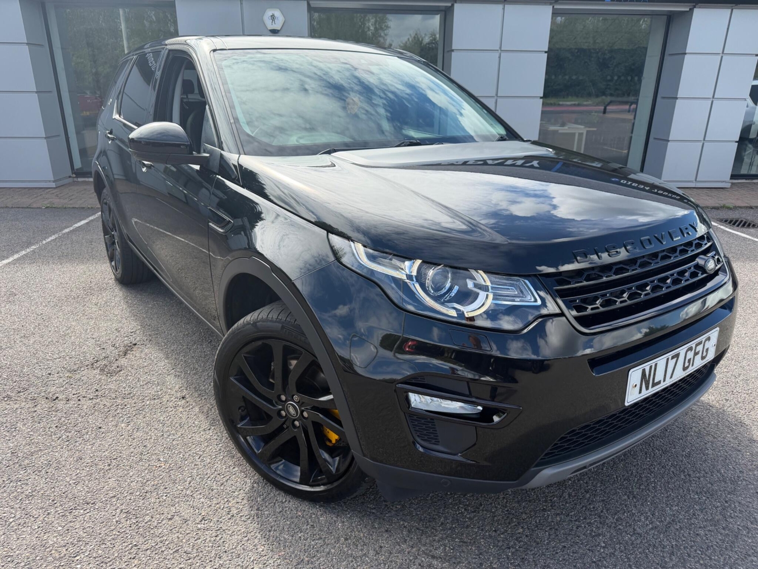 Land Rover Discovery Sport 2017 - Cars in Gillingham