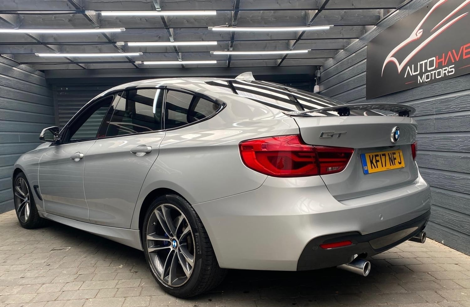 BMW 3 Series Gran Turismo 2017 - Cars