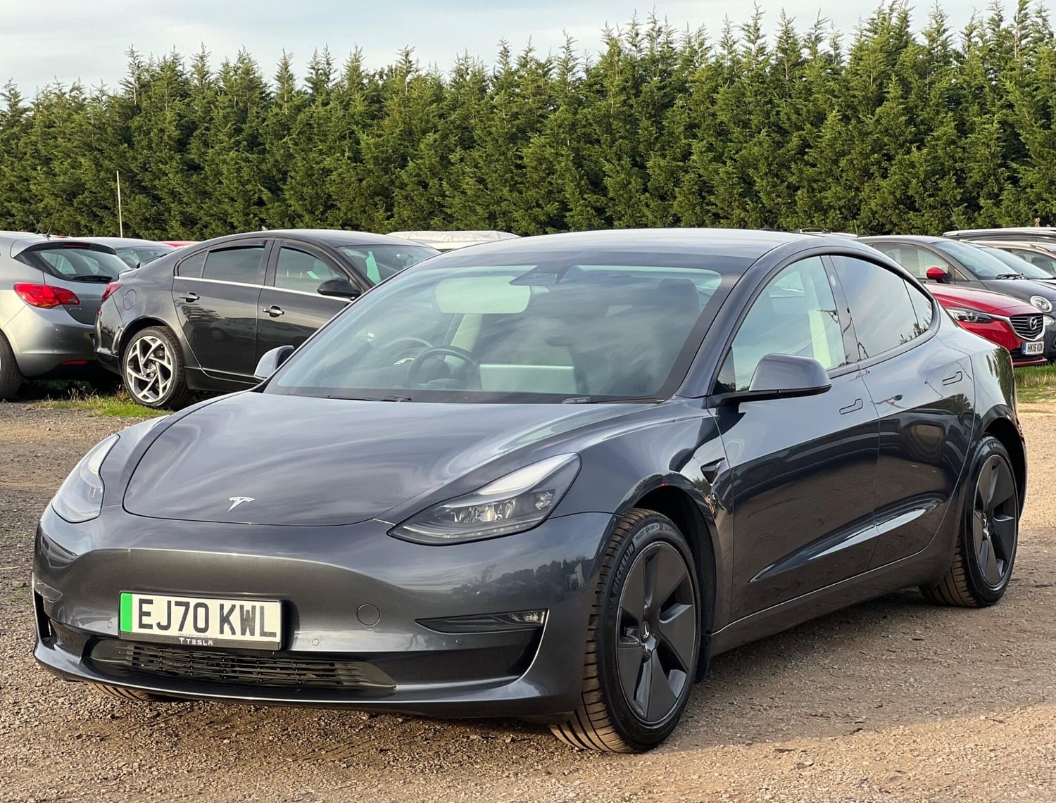 Tesla Model 3 2020 - Cars