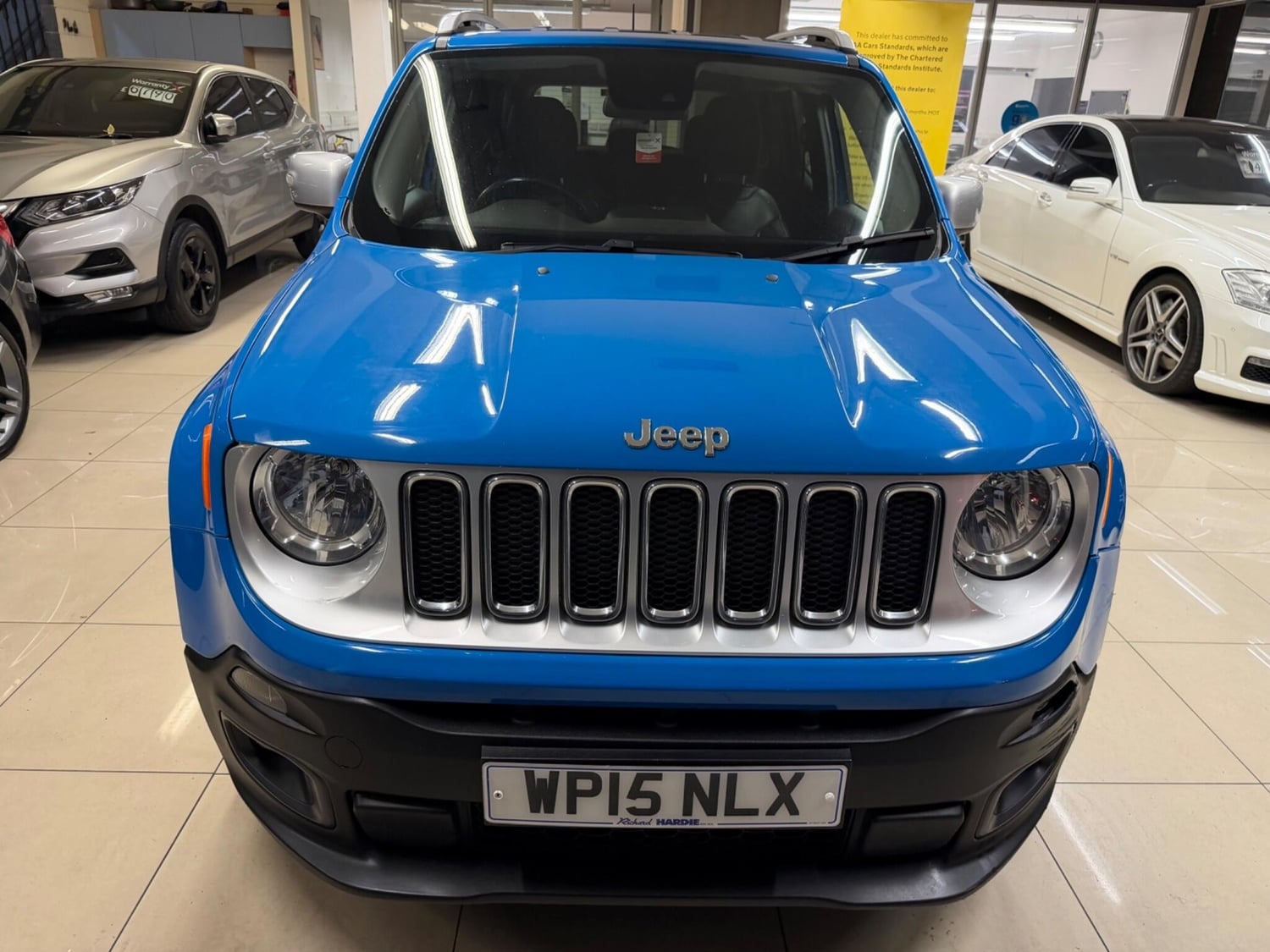 [ berth ]Jeep Renegade