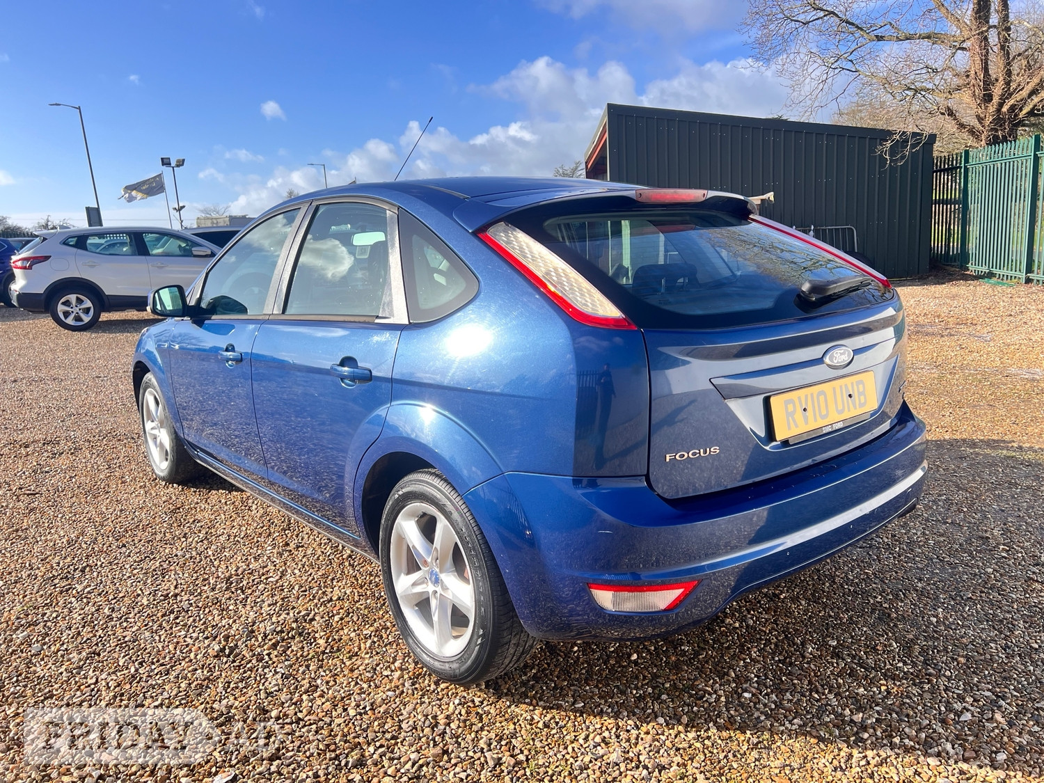 Ford Focus 2010 - Cars