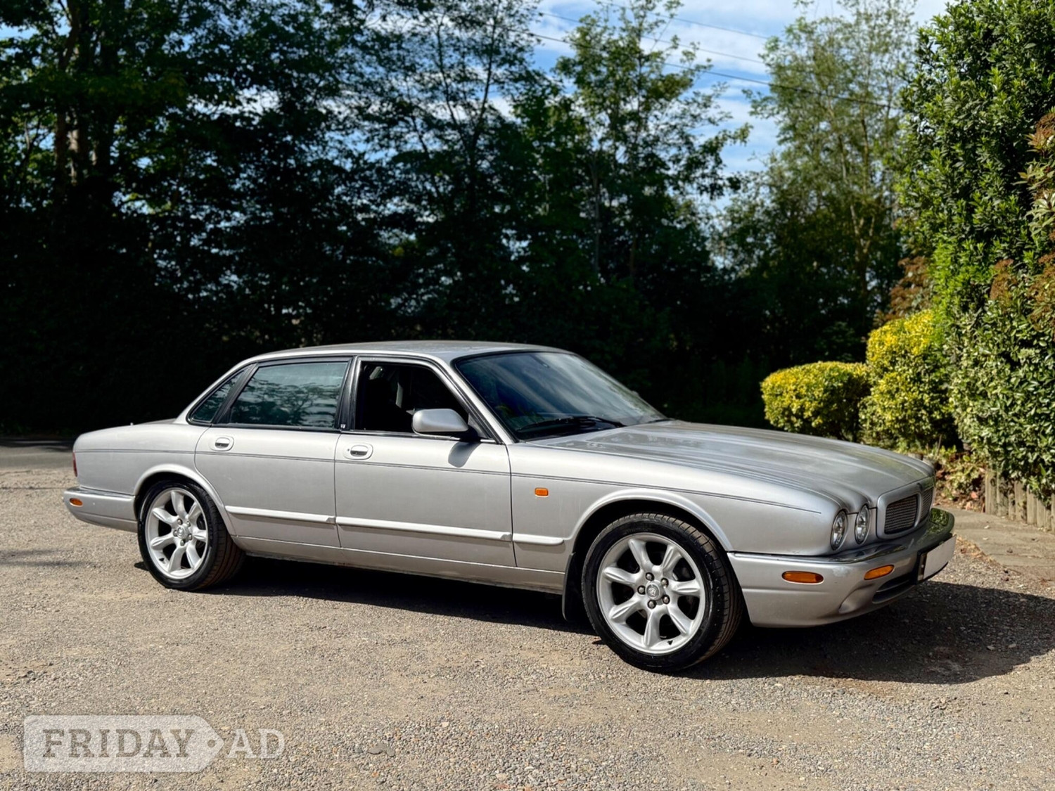 Jaguar XJ 2002 - Cars
