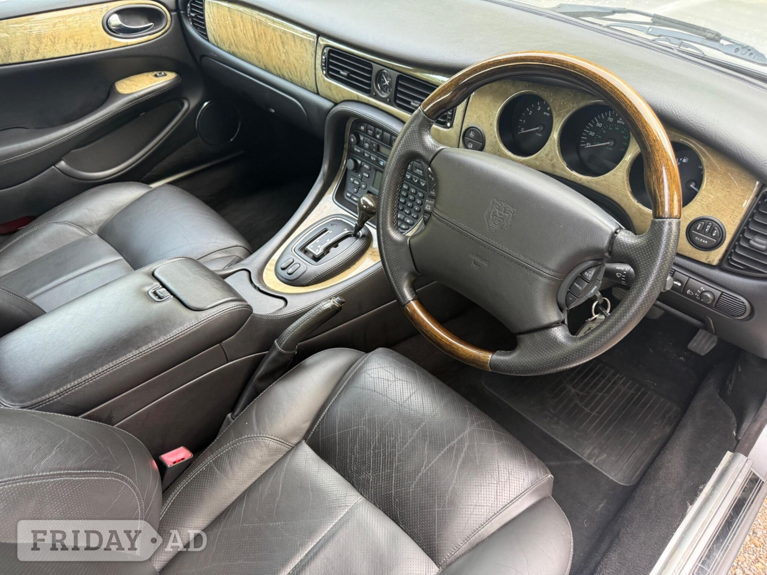 [ berth ]Jaguar XJ