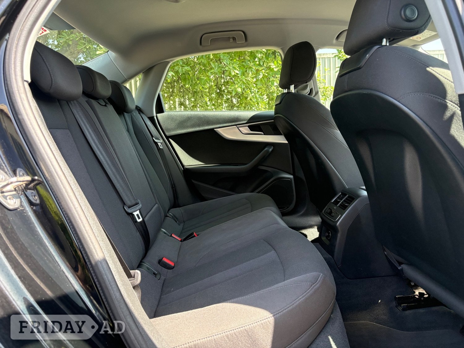 Audi A4 2017 - Cars