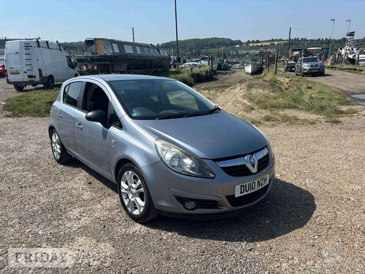 [ berth ]Vauxhall Corsa