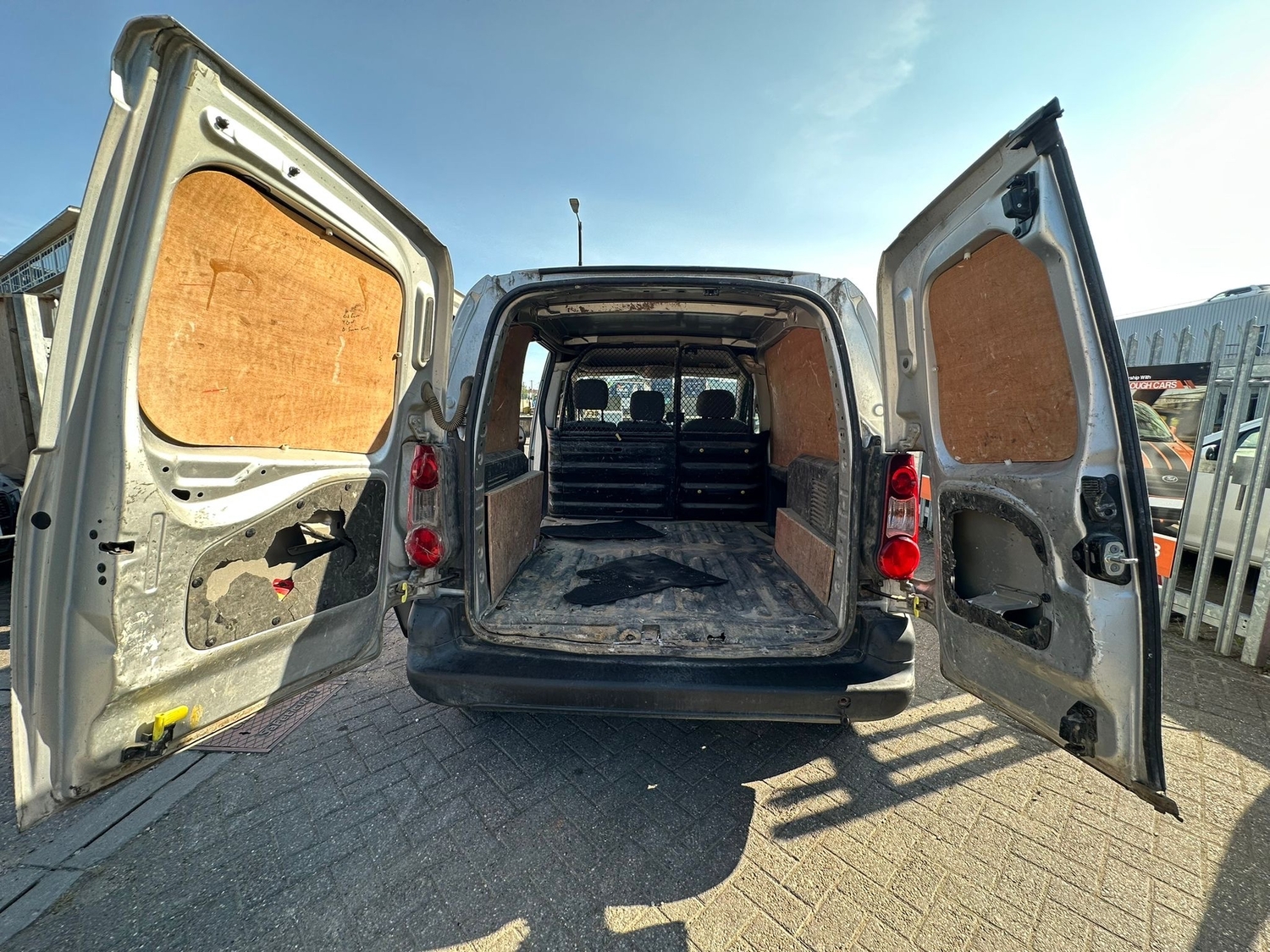 Peugeot Partner 2014 - Vans & Commercial Vehicles