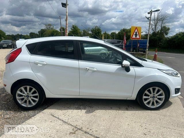 Ford Fiesta 2015 - Cars in Burford