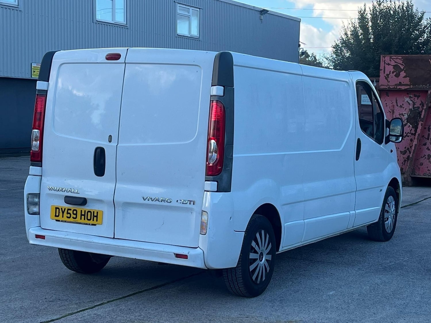 [ berth ]Vauxhall Vivaro
