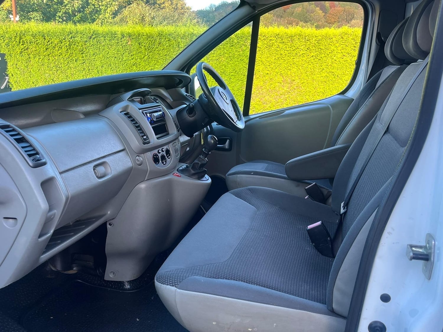 Vauxhall Vivaro 2009 - Vans & Commercial Vehicles