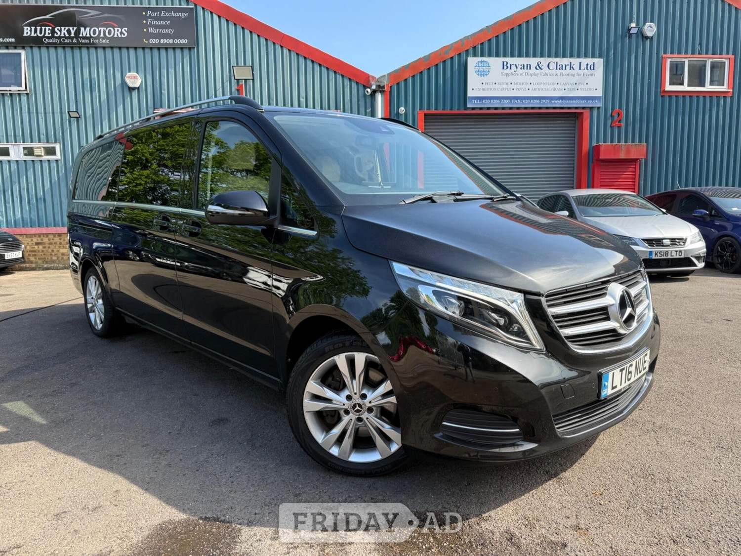 [ berth ]Mercedes-Benz V Class