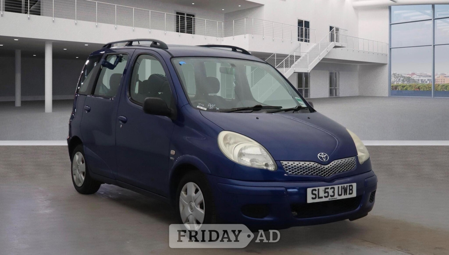 Toyota Yaris Verso 2003 - Cars in Kingston Upon Thames