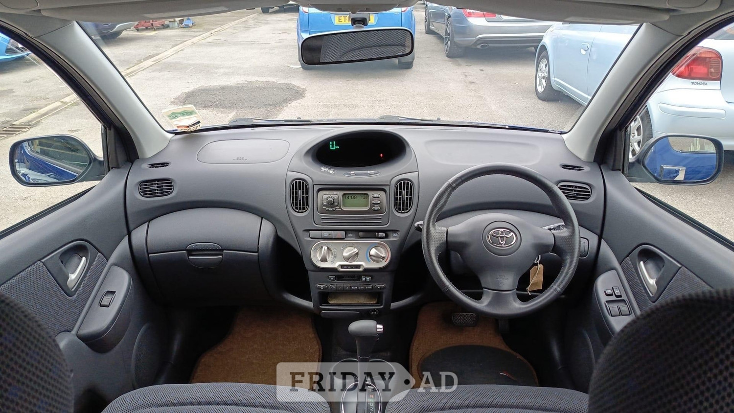 [ berth ]Toyota Yaris Verso