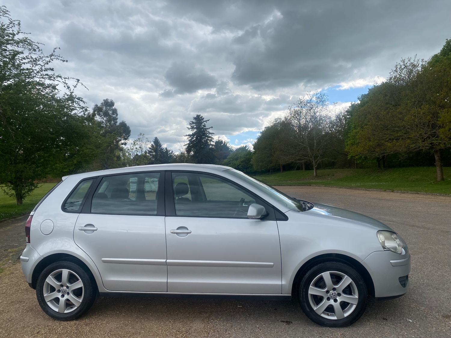 Volkswagen Polo 2008 - Cars in Slough