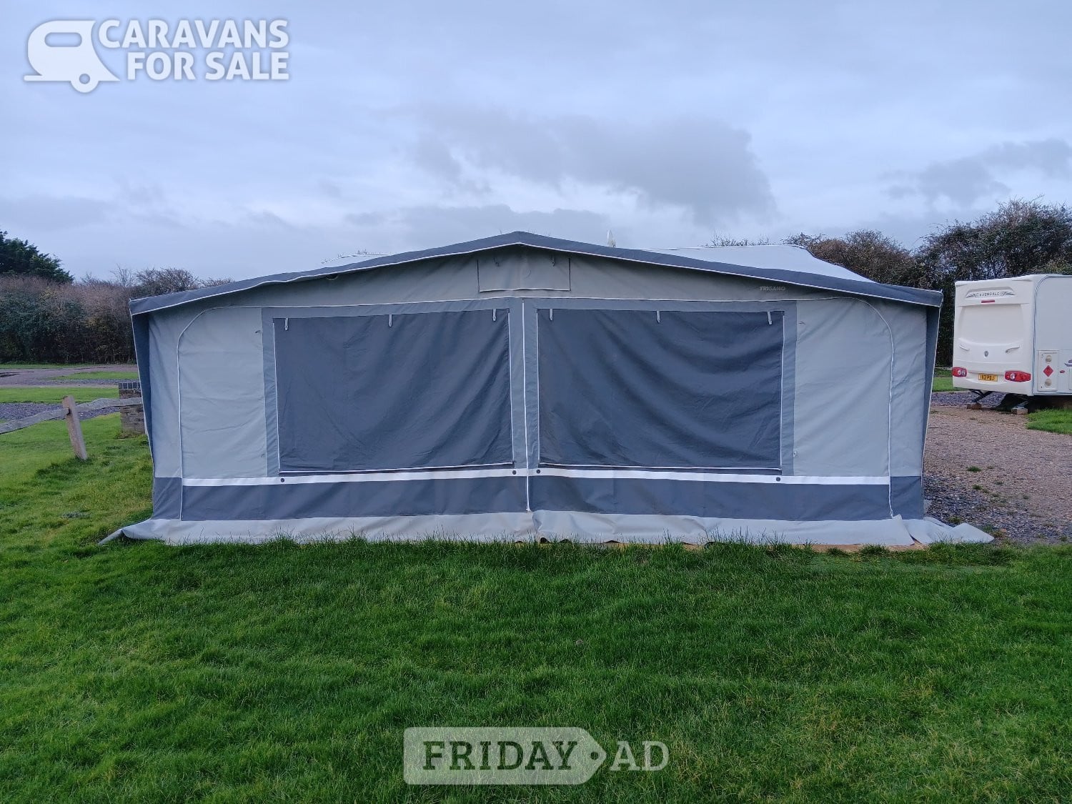 Trigano Montreux 3.0m Awning - Size L (1050-1090) - Excellent Con