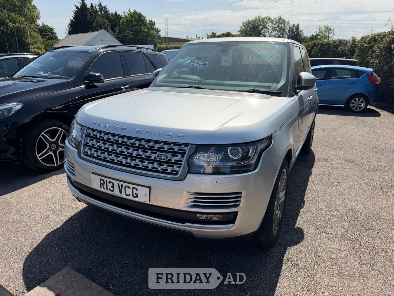 Land Rover Range Rover 2015 in Gillingham