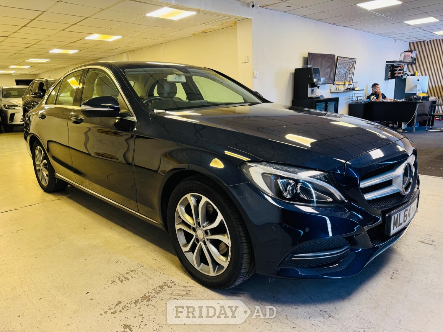 [ berth ]Mercedes-Benz C Class