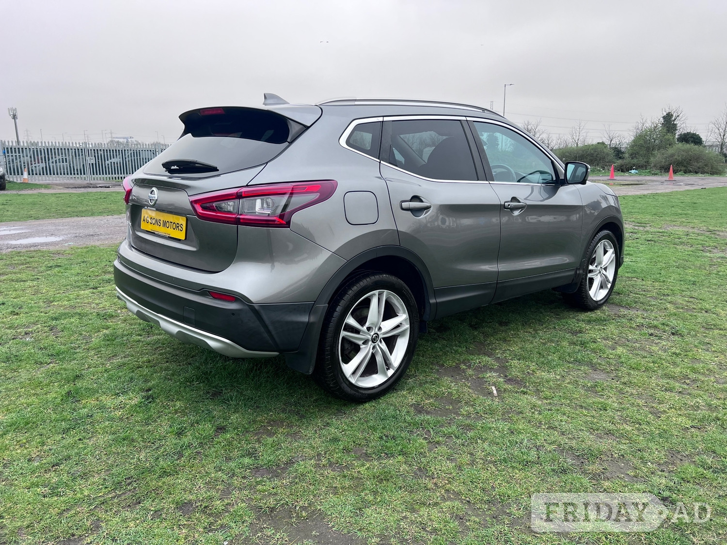 Nissan Qashqai 2019 - Cars in Havering