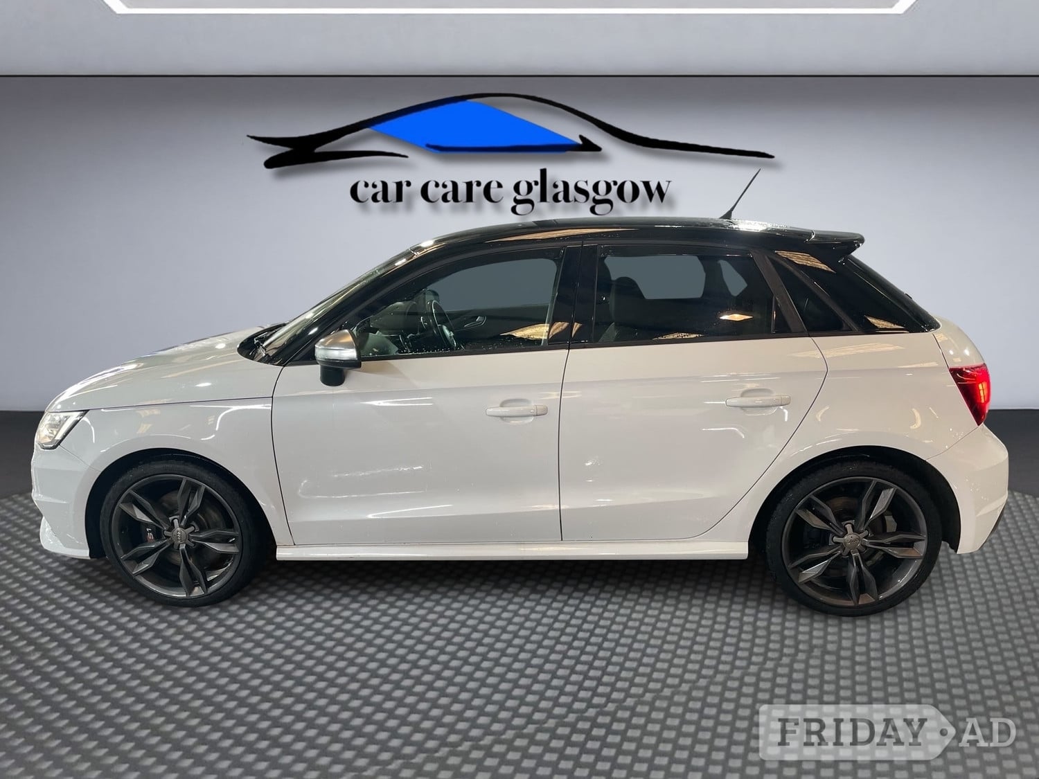 [ berth ]Audi S1