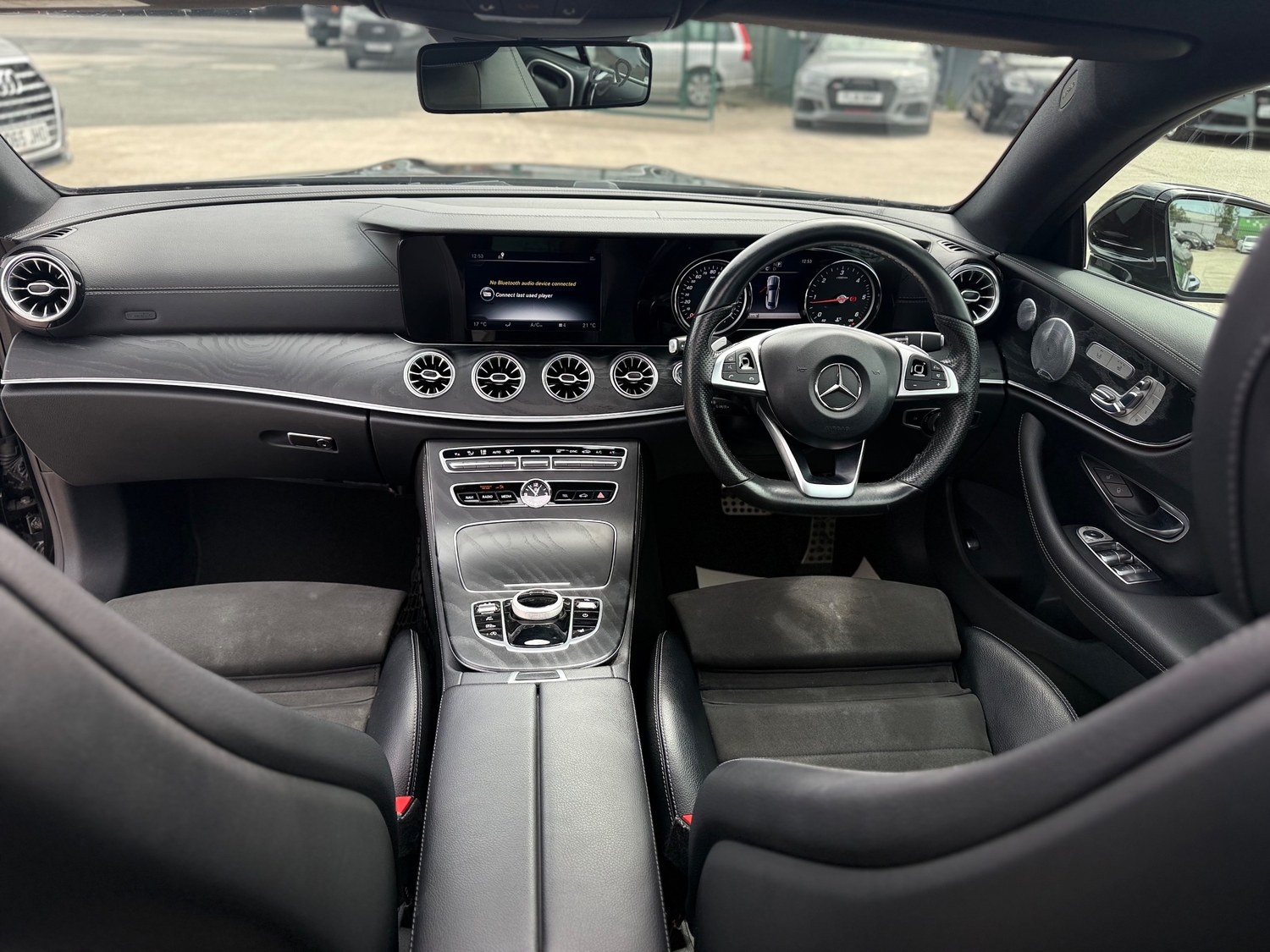 [ berth ]Mercedes-Benz E Class