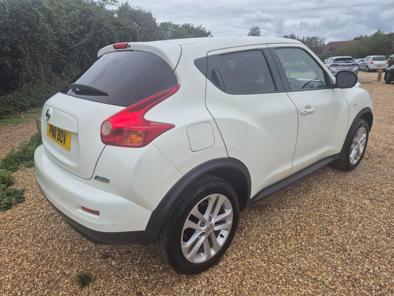 Nissan Juke 2011 - Cars