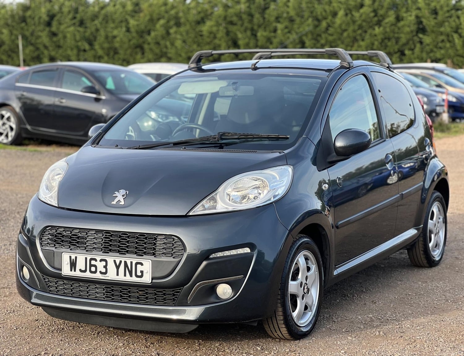 Peugeot 107 2013 - Cars