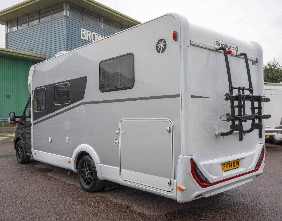[4 berth ]Sunlight T690L Adventure 170BHP Auto Ford 170BHP