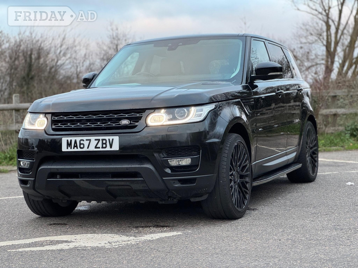 [ berth ]Land Rover Range Rover Sport