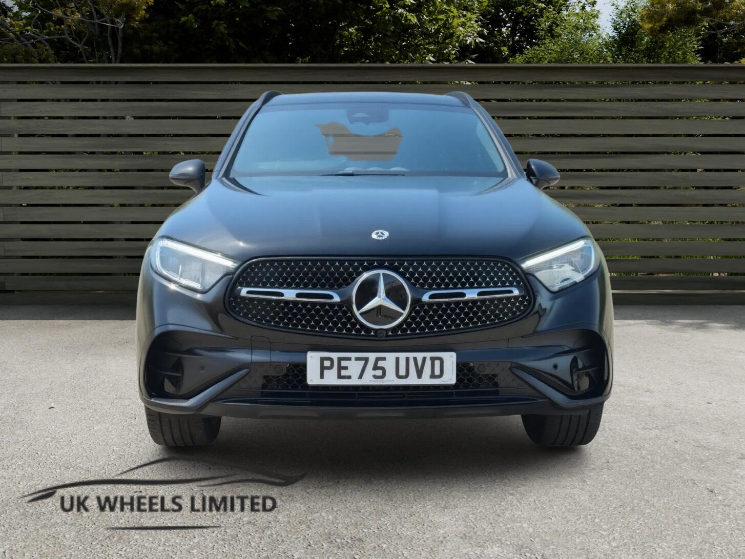 [ berth ]Mercedes-Benz GLC