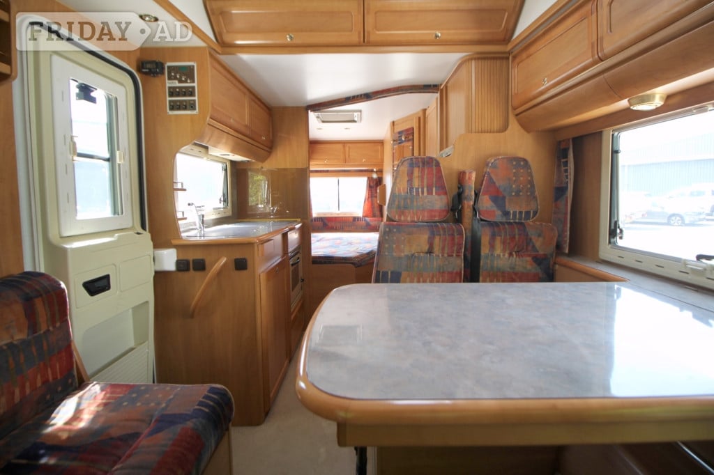 [4 berth ]Rapido 772F